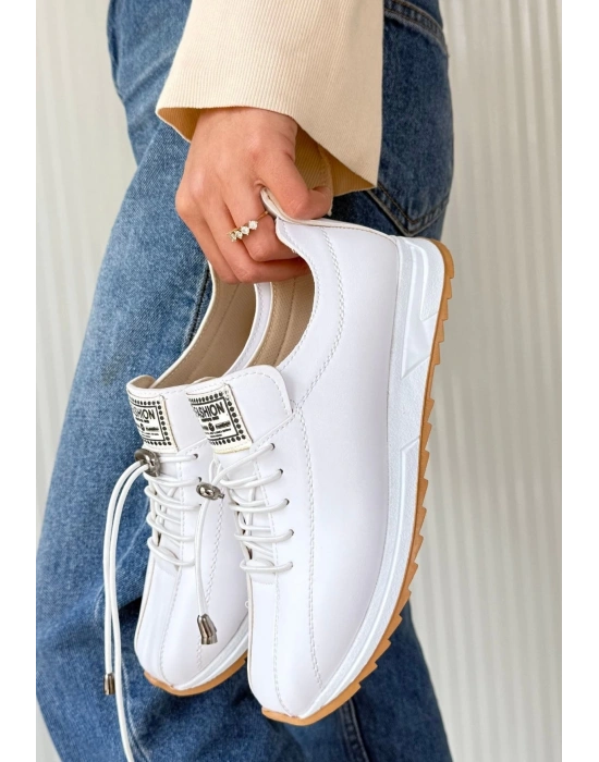 Monya Beyaz Cilt Bağcıklı Kadın Spor Ayakkabı