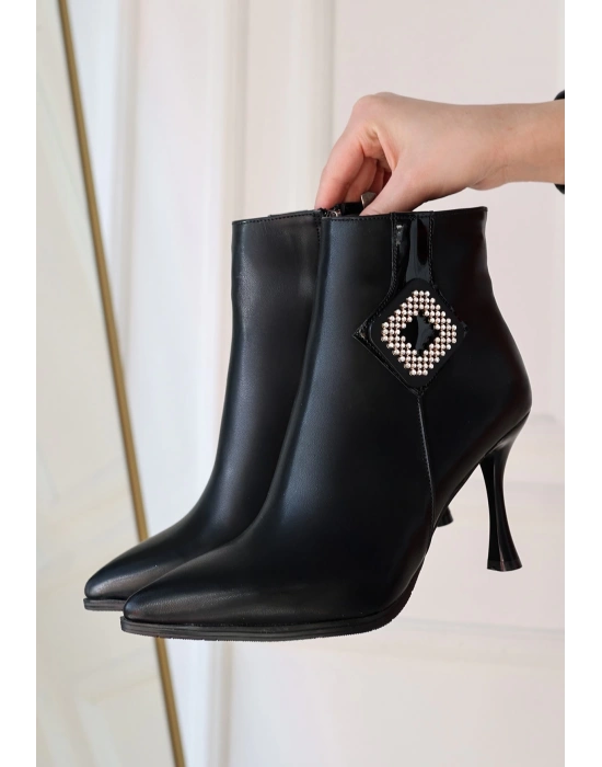 Moose Siyah Cilt Topuklu Kadın Bot