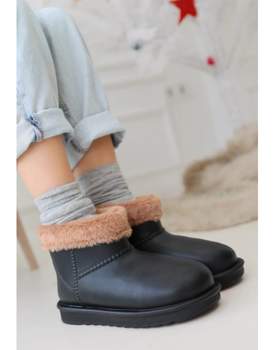 Mordi Siyah Oval Burunlu Su Geçirmez İçi Kürklü Kadın Bot