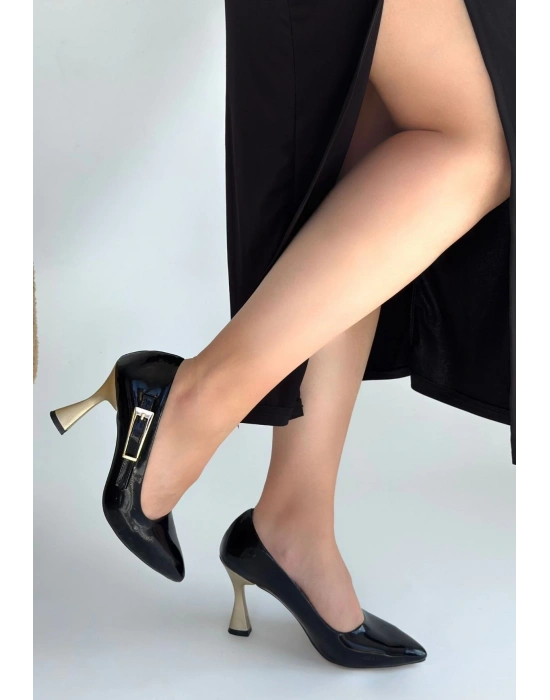 Motya Siyah Rugan Topuklu Ayakkabı