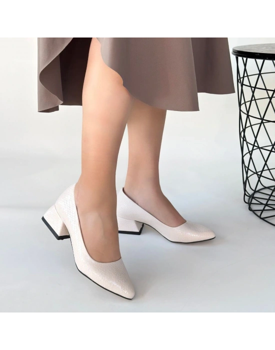 Nitya Bej Baskılı Rugan Topuklu Ayakkabı