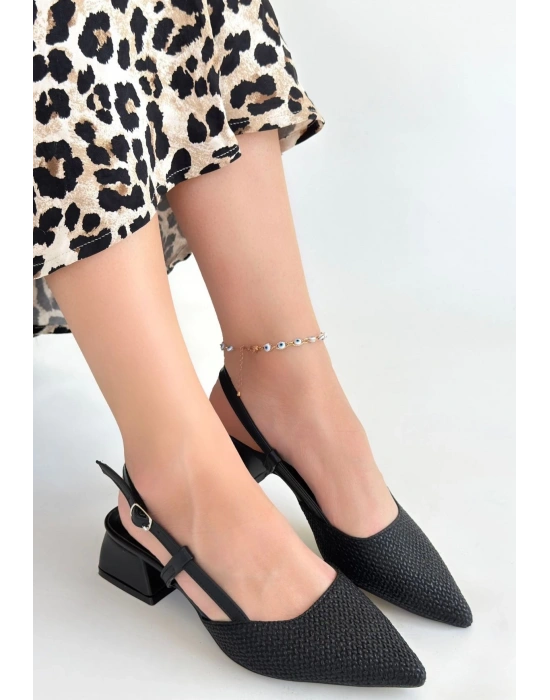 Onji Siyah Cilt Topuklu Ayakkabı