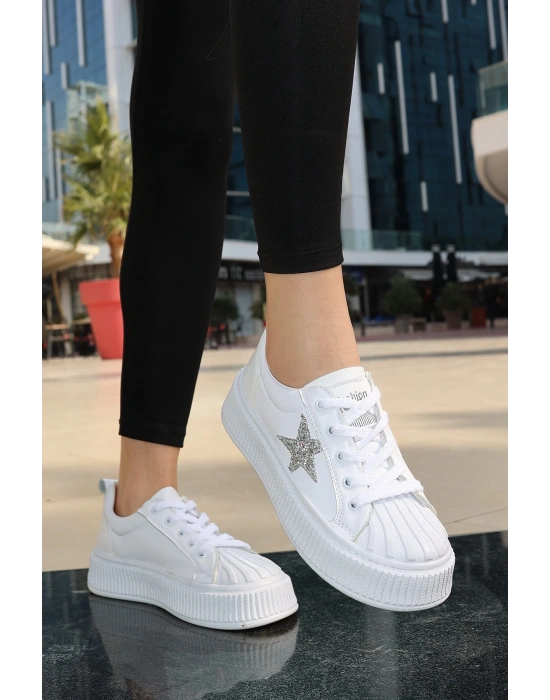 Piata Beyaz Cilt Bağcıklı Spor Ayakkabı