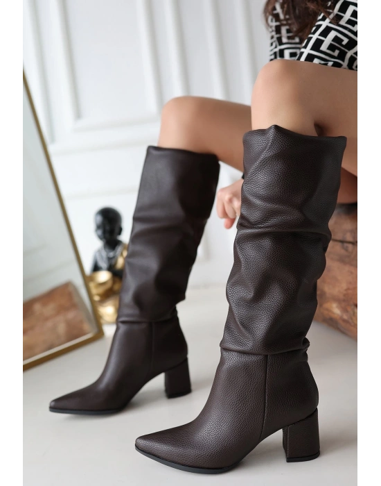 Pitay Kahverengi Cilt Topuklu Kadın Çizme