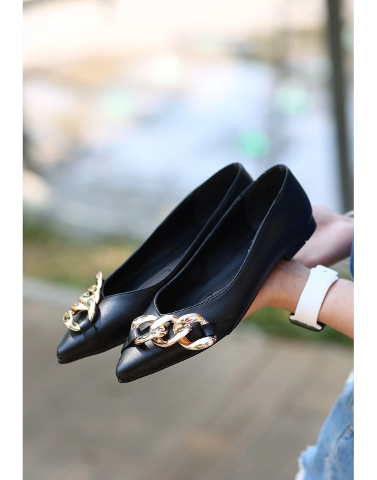 Popi Siyah Cilt Zincirli Ayakkabı Kadın Babet