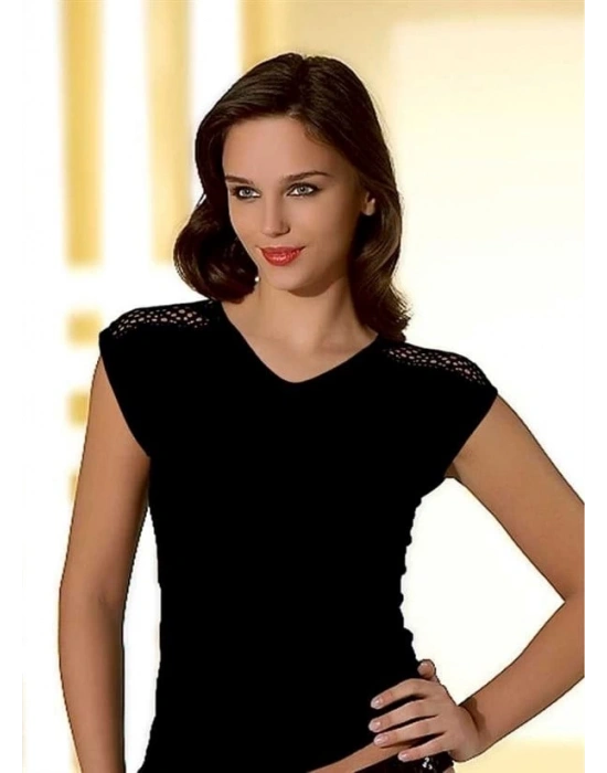 Şahinler Sıfır Kol Fileli Bluz B369