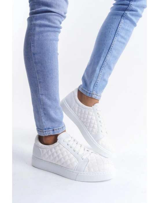 SLW166 Prestige Bağcıklı Cilt Kapitone Desenli Erkek Günlük Sneaker Ayakkabı CBT - Beyaz