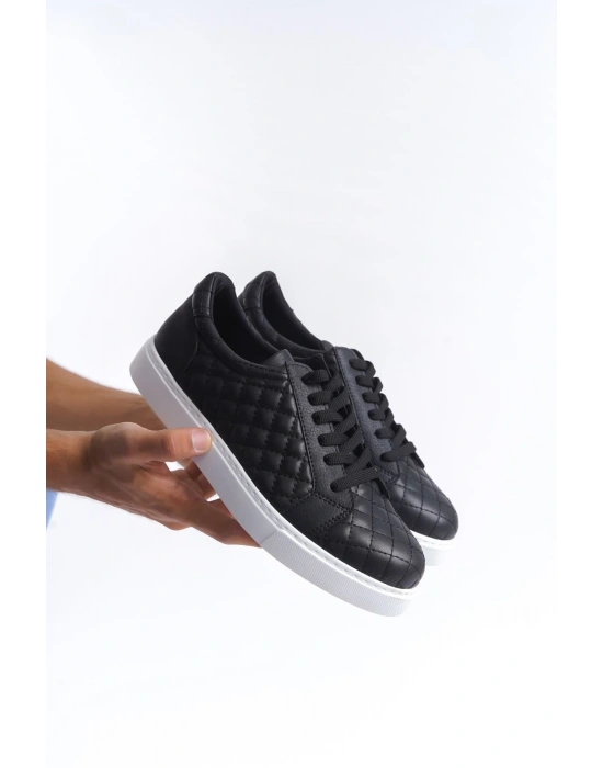 SLW166 Prestige Bağcıklı Cilt Kapitone Desenli Erkek Günlük Sneaker Ayakkabı CBT - Siyah