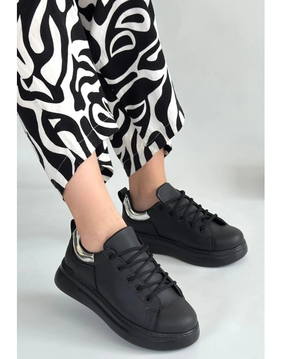 Sofio Siyah Cilt Bağcıklı Kadın Spor Ayakkabı