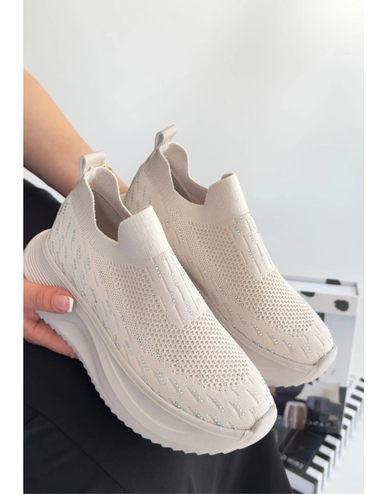 Soord Bej Triko Boncuk İşlemeli Kadın Spor Ayakkabı