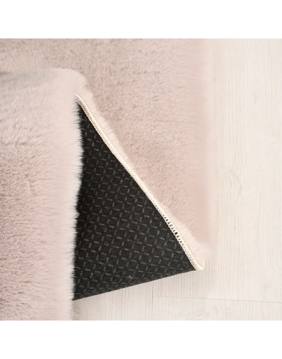 Tavşan Poly Peluş Halı -Vizon- Yüksek Kalite-Ekstra Yumuşak - Kaymaz Özel Tabanlı - Özel Ölçü