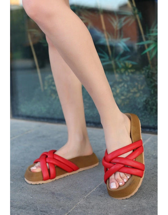 Tenda Kırmızı Cilt Kadın Terlik