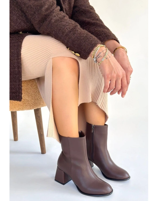 Tendy Kahverengi Cilt Topuklu Bot