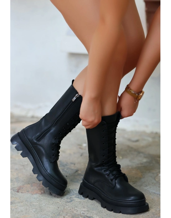 Toir Siyah Cilt Bağcıklı Postal Kadın Bot