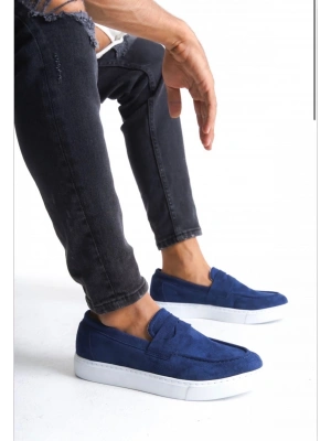 BA0580 Bağcıksız Kuşaklı Yüksek Taban Lacivert Süet Erkek Ayakkabı