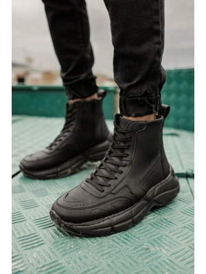 CH077 - ST Erkek Spor Bot SIYAH