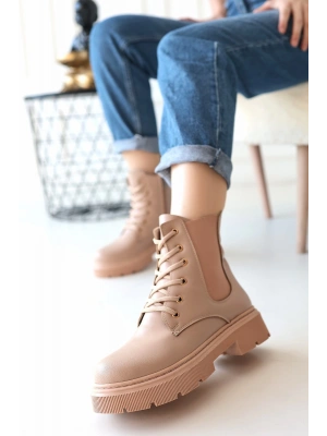 Daum Nude Cilt Bağcıklı Kadın Bot