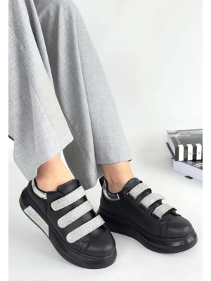 Elika Siyah Cilt Simli Cırt Cırtlı Kadın Spor Ayakkabı