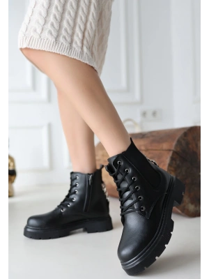 Harte Siyah Cilt Bağcıklı Kadın Bot