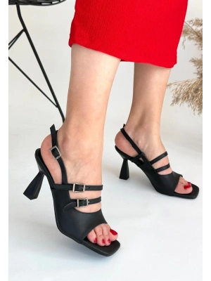 Puck Siyah Cilt Kadın Topuklu Ayakkabı