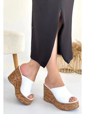 Silya Beyaz Cilt Dolgu Topuk Kadın Terlik