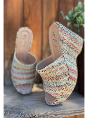 Tlay Kilim Desenli Dolgu Topuk Terlik