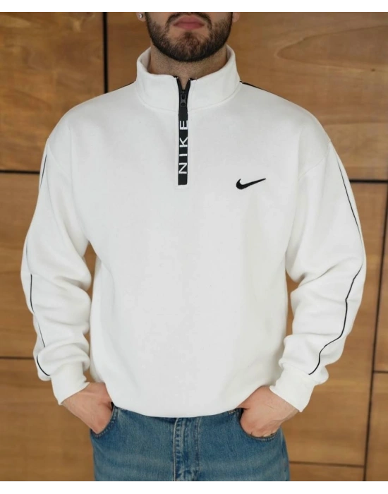 Dik Yaka Şardonlu Sweatshirt Beyaz