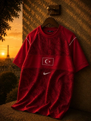 TRK ORTA NAKIŞ UNİSEX TSHİRT