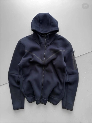 TECH FLEECE KAPÜŞONLU HIRKA