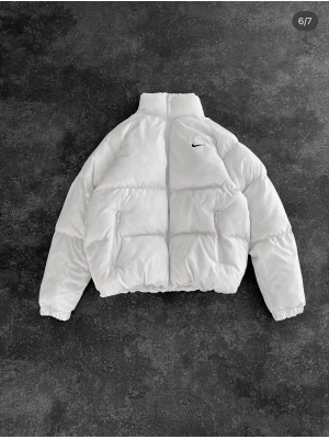 PREMİUM PUFFER ŞİŞME MONT BEYAZ