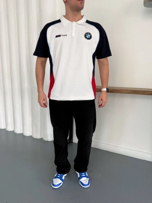 bm Polo Yaka Thirt Beyaz