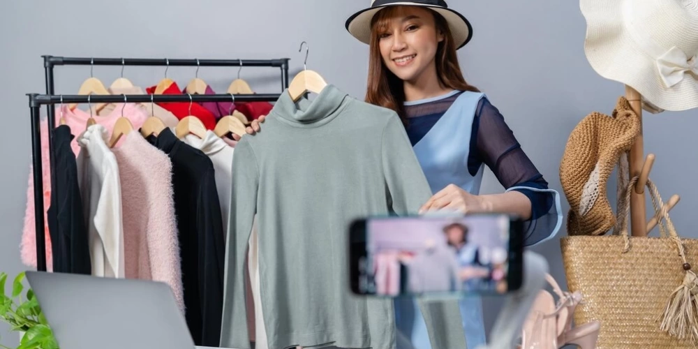 LİYANAMODA: TÜRKİYE’DEN ÇIKAN DİJİTAL MODA GÜCÜ – KURULUŞ VİZYONU VE BÜYÜK YÜKSELİŞİN HİKAYESİ