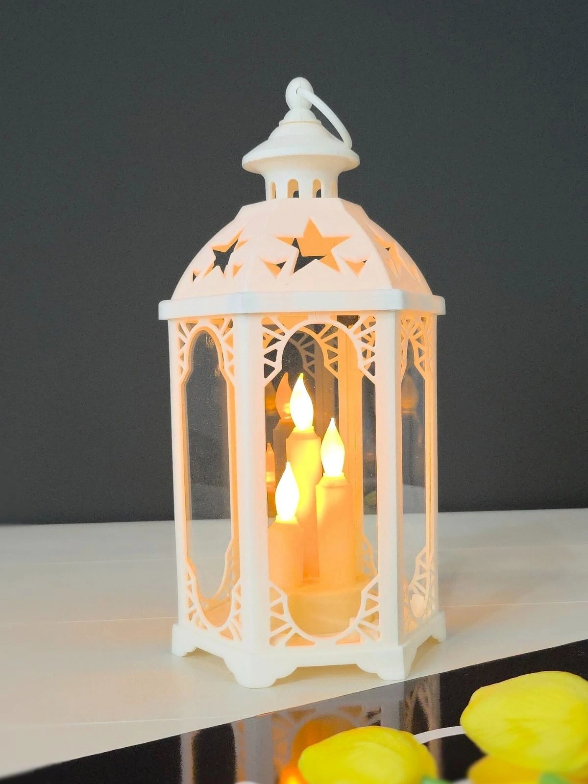 Astrum 33cm Beyaz LED Fener Mumluk - Gerçek Camlı & Pille Çalışan Dekoratif Aydınlatma