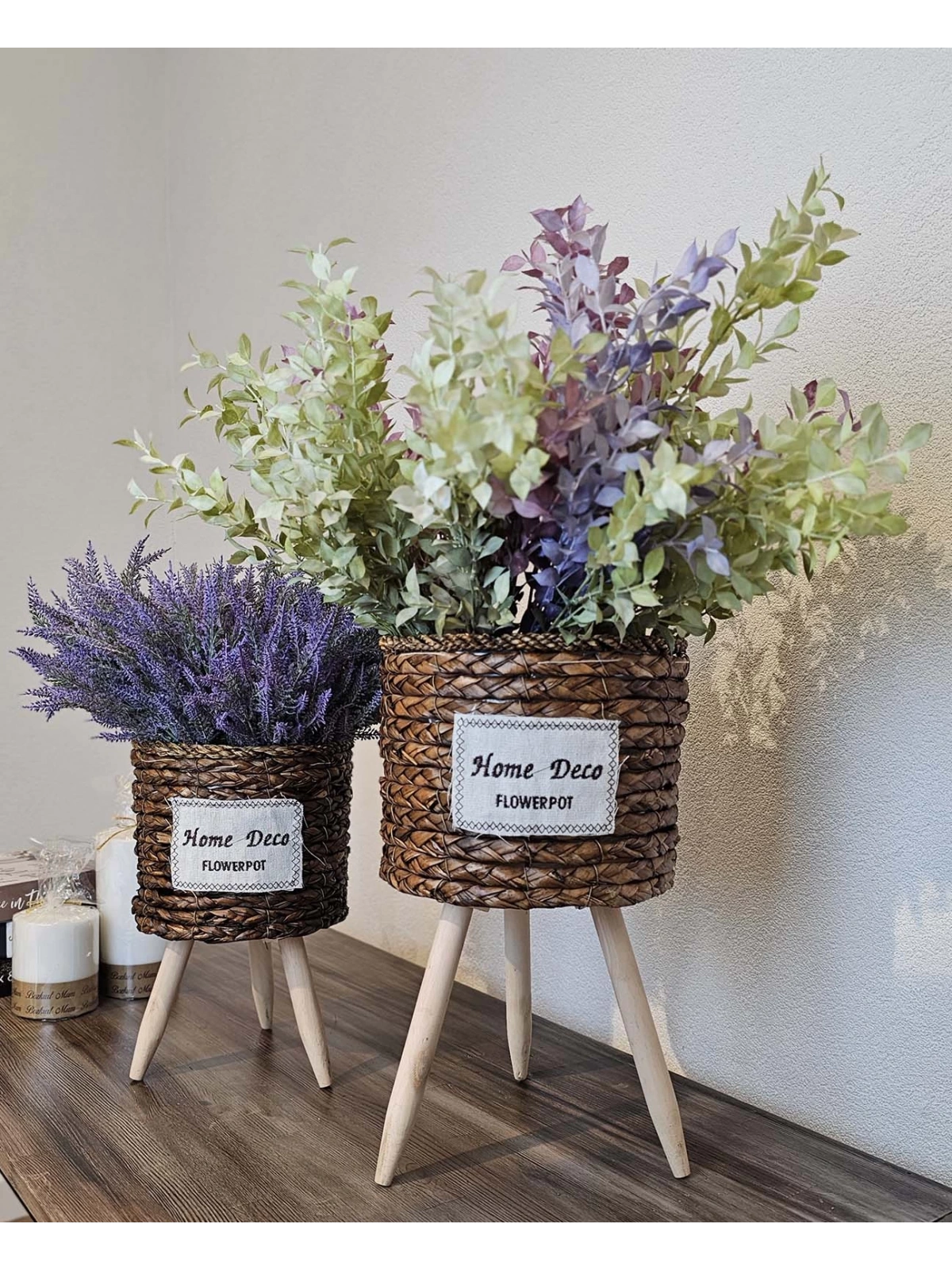 Ayaklı Hasır Saksı ve Çiçeklik Seti İçi Naylonlu Kahverengi