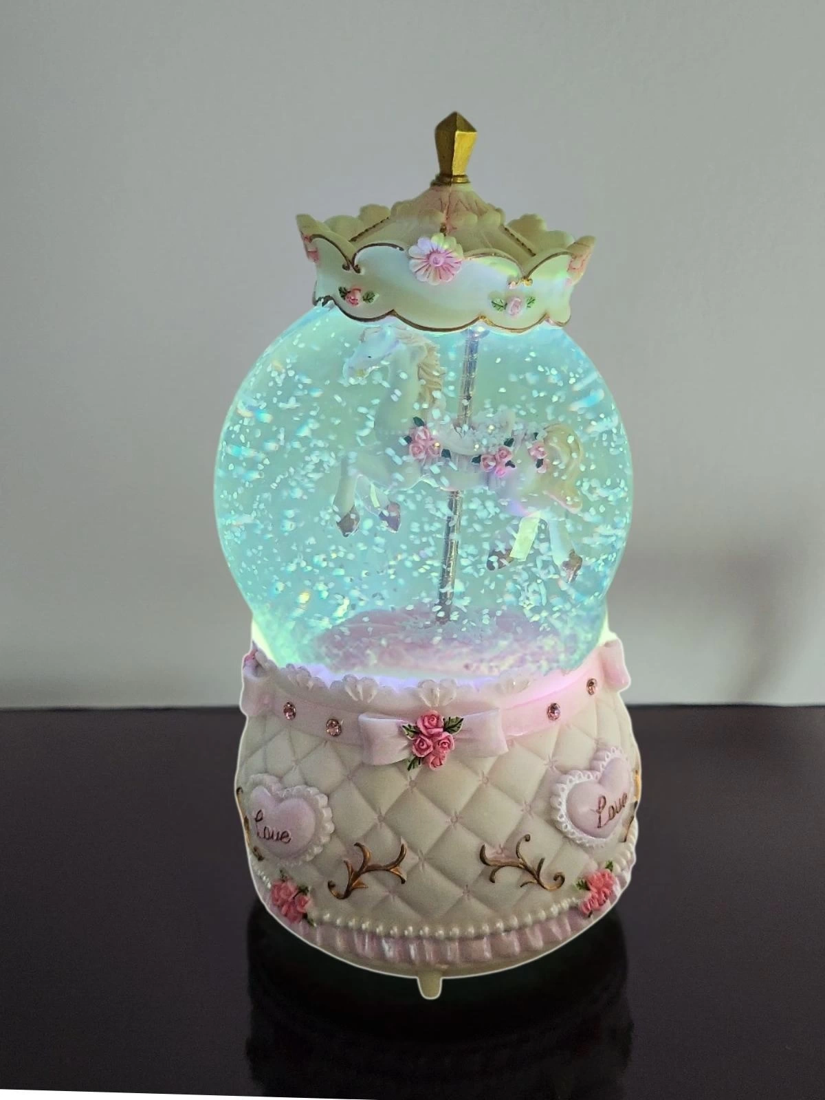 Büyük Boy Premium Kar Küresi Otomatik Kar Püskürtmeli Işıklı