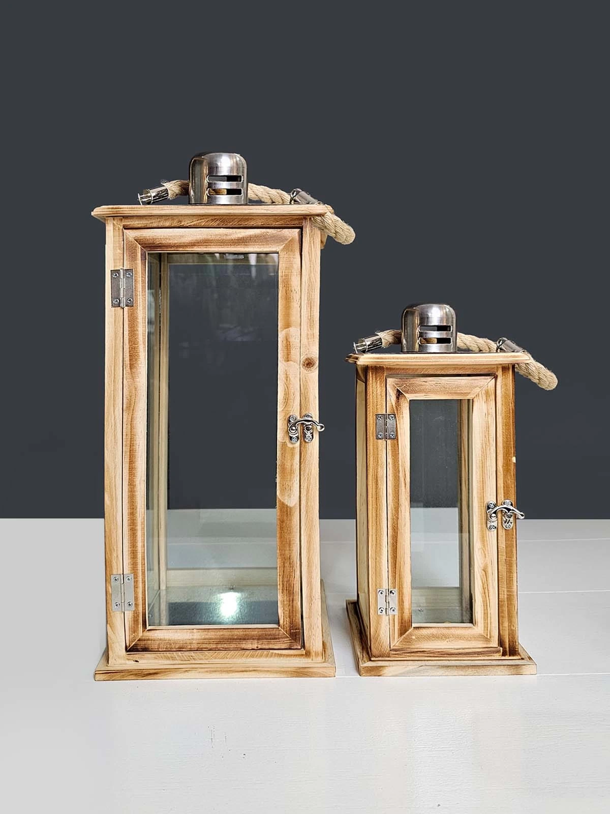 Çelik Çatılı İkili Ahşap Mumluk Fener Seti Borneo