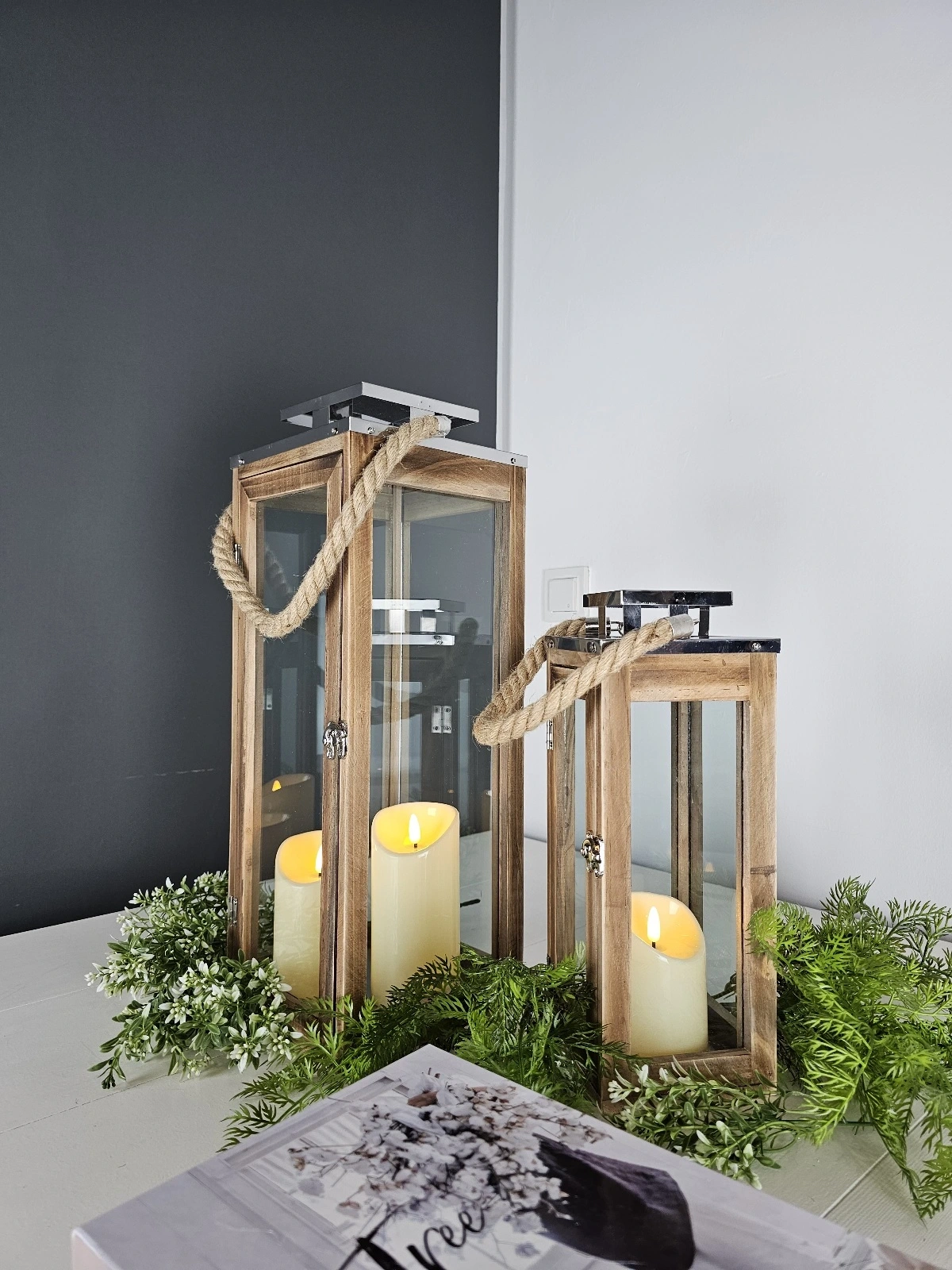 Çelik Çatılı İkili Ahşap Mumluk Fener Seti Nordora