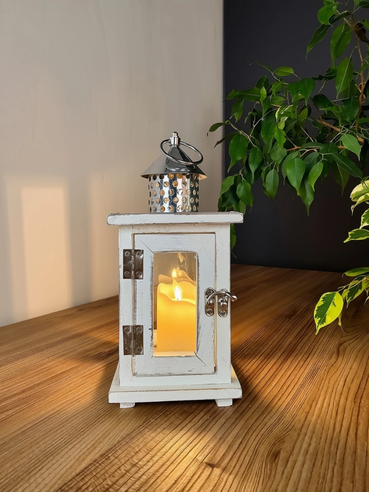 Eskitme Beyaz Ahşap Mumluk Fener Biella 23cm