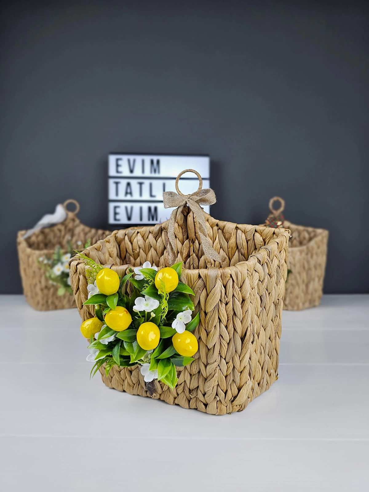 Limonlu Hasır Kapı Sepeti Gazetelik Posta Kutusu 30cm