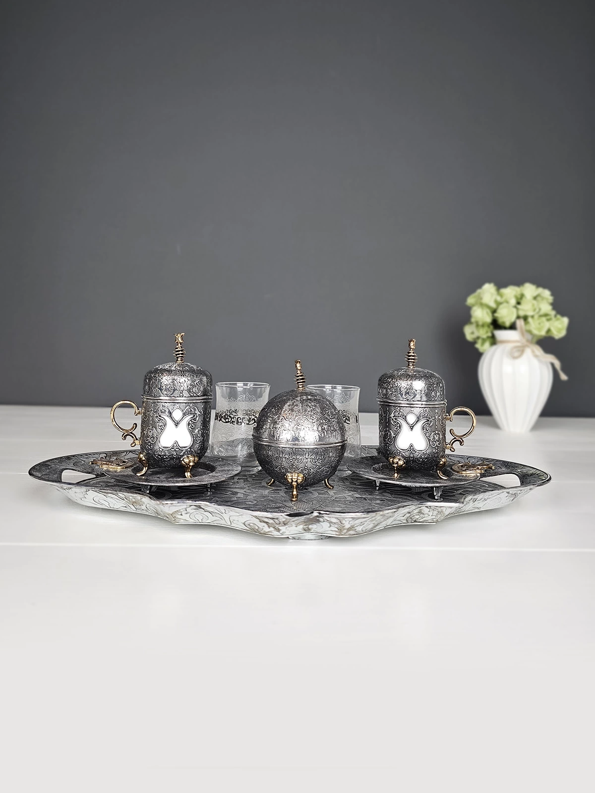 Nostaljik İki Kişilik Tepsili Lokumluk ve Bardaklı Türk Kahvesi Fincan Takımı Antik Nikel