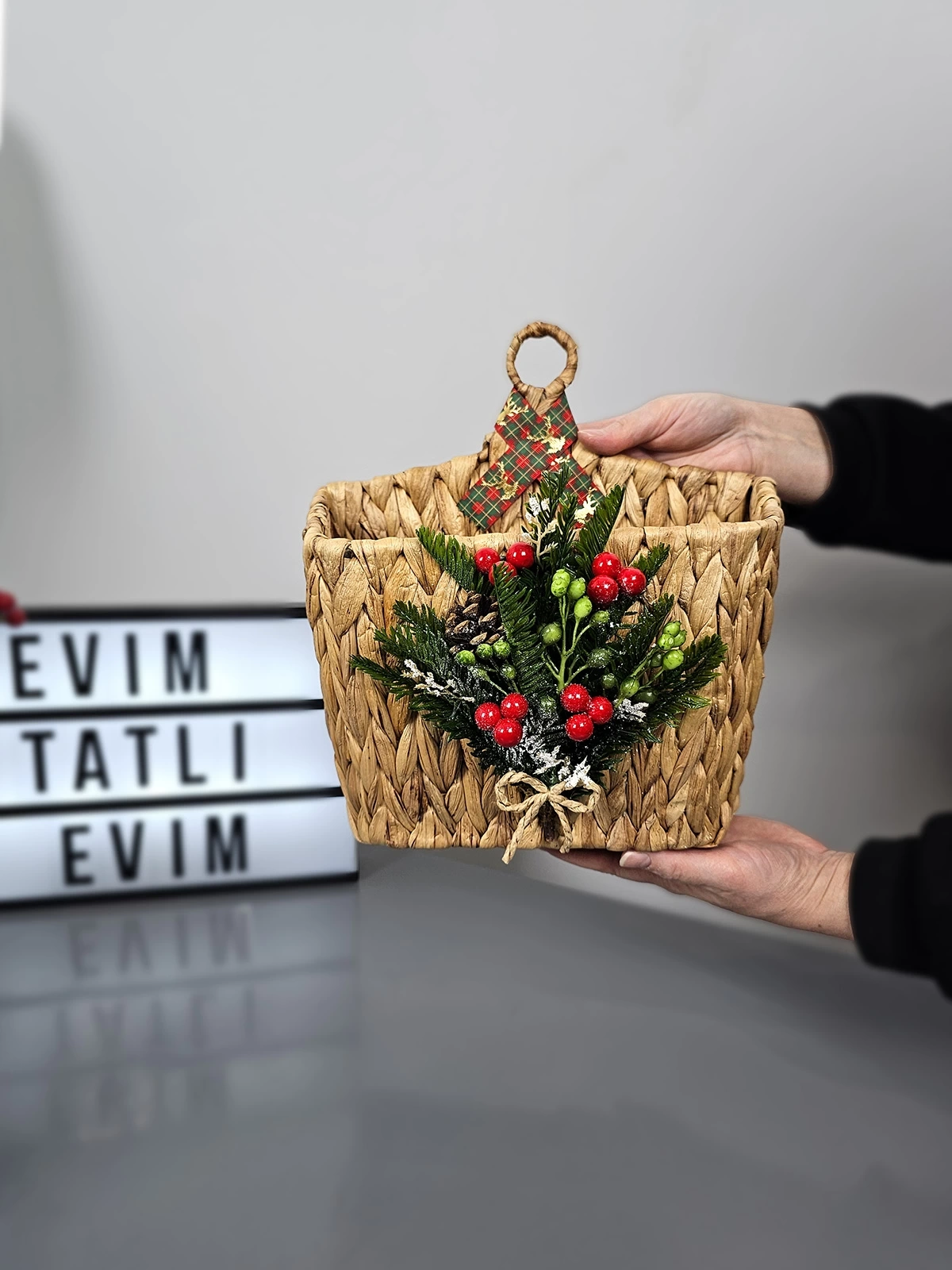 Yeni Yıl Hasır Kapı Sepeti Gazetelik Posta Kutusu 30Cm