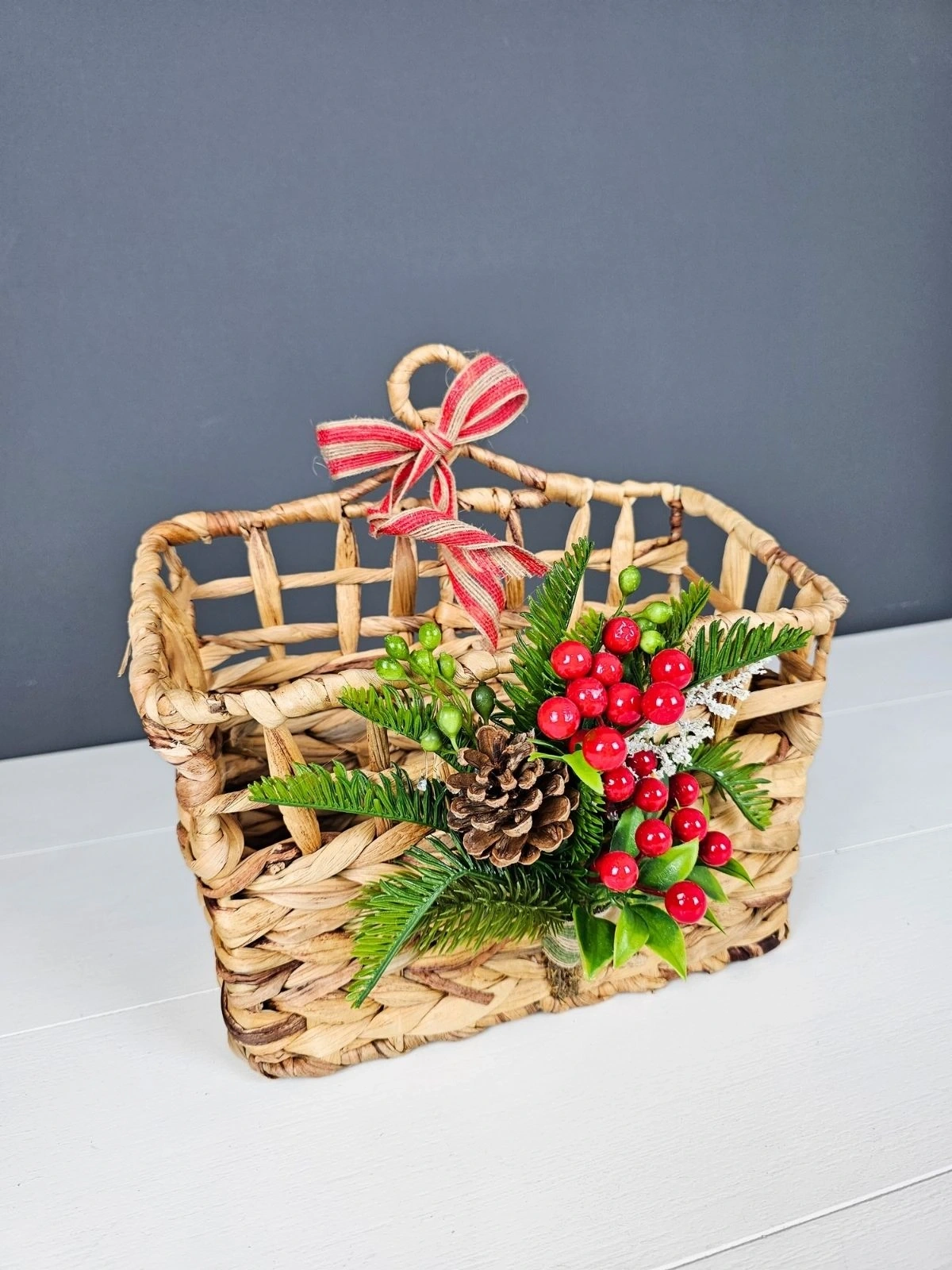 Yeni Yıl Hasır Kapı Sepeti Gazetelik Posta Kutusu Kapı Süsü 28Cm