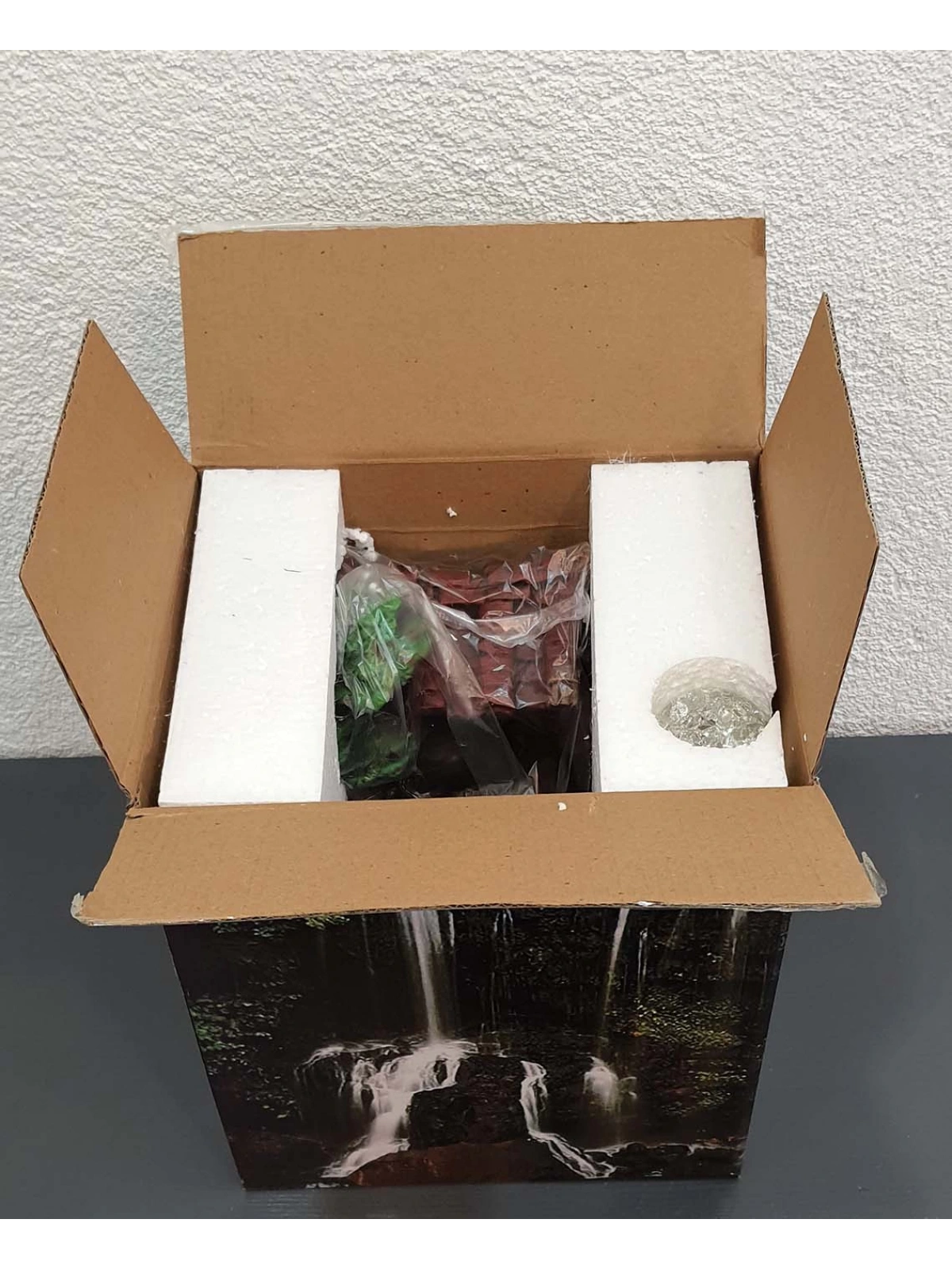 ZEN FİLLİ MASAÜSTÜ SU ŞELALESİ LED IŞIKLI VE MOTORLU 27CM