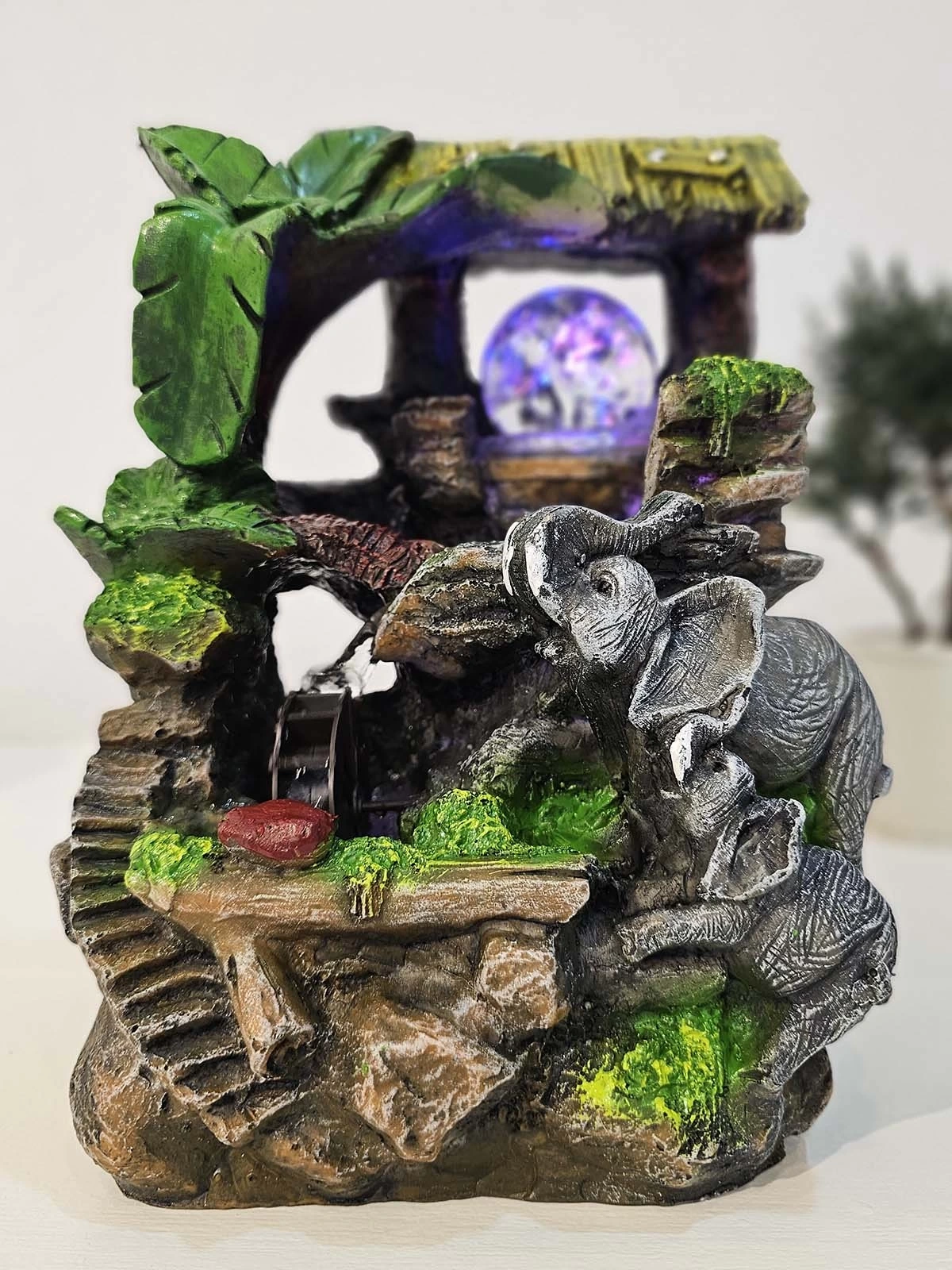 ZEN FİLLİ MASAÜSTÜ SU ŞELALESİ LED IŞIKLI VE MOTORLU 27CM