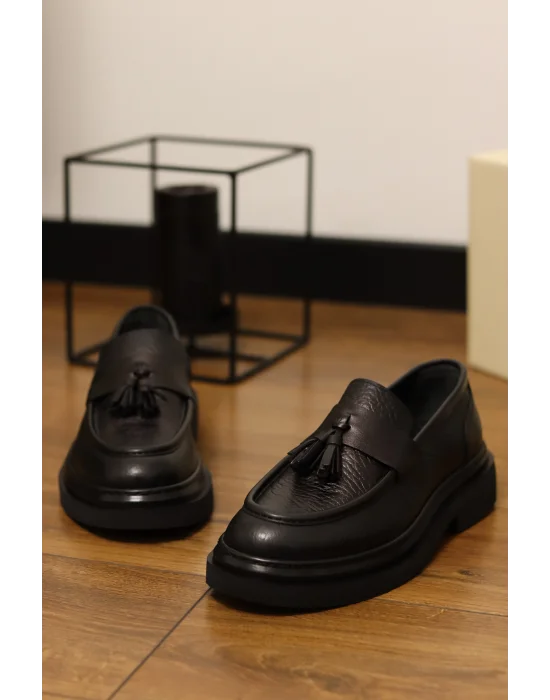 Parma Hakiki Deri Siyah Püsküllü Loafer