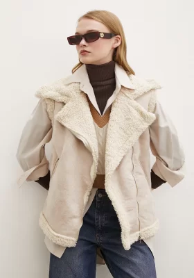 Suede Shearling Leather Vest Beige