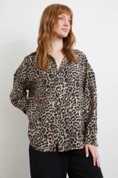 Leopardenmuster Java-Hemd Schwarz