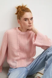 Dantel Kesimli Uzun Kollu Bluz Pembe