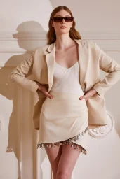 Accessoire-Detail Minirock Ecrue