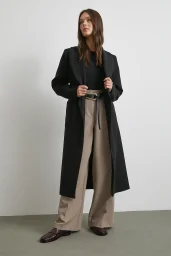 Kuşaklı Kaşe Kaban Siyah